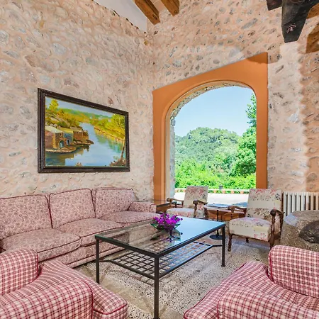Villa Llobera Abaix Pollenca