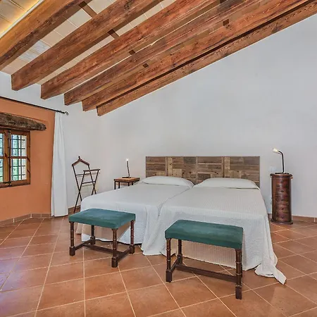 Llobera Abaix Villa Pollenca