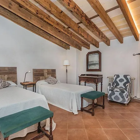 Llobera Abaix Villa *